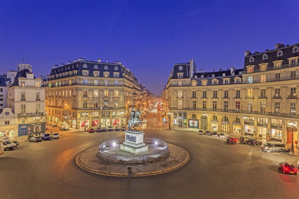 Photographie D Art De Statue Sur La Place Des Victoires A Paris France